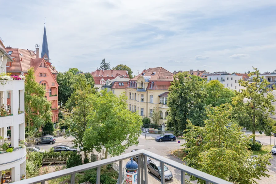 Südwest Balkon mit Weitblick