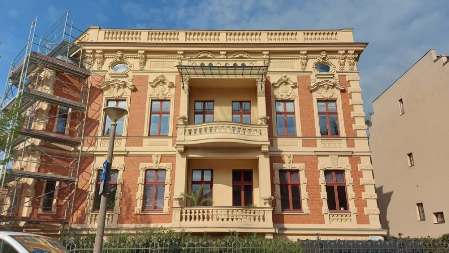  - Büro/Praxis mieten in Potsdam - Modernes Büro mit Parkett, Küchenzeile und Parkplatz am Hof