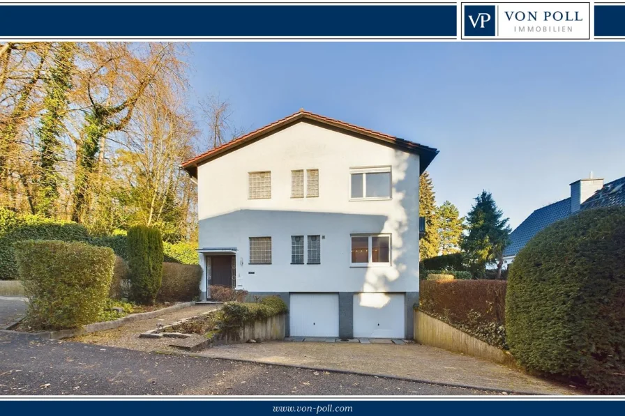 Außenansicht - Haus kaufen in Wiesbaden - Zweifamilienhaus in ruhiger Waldrandlage von Wiesbaden Kohlheck auf WEG-geteiltem Grundstück