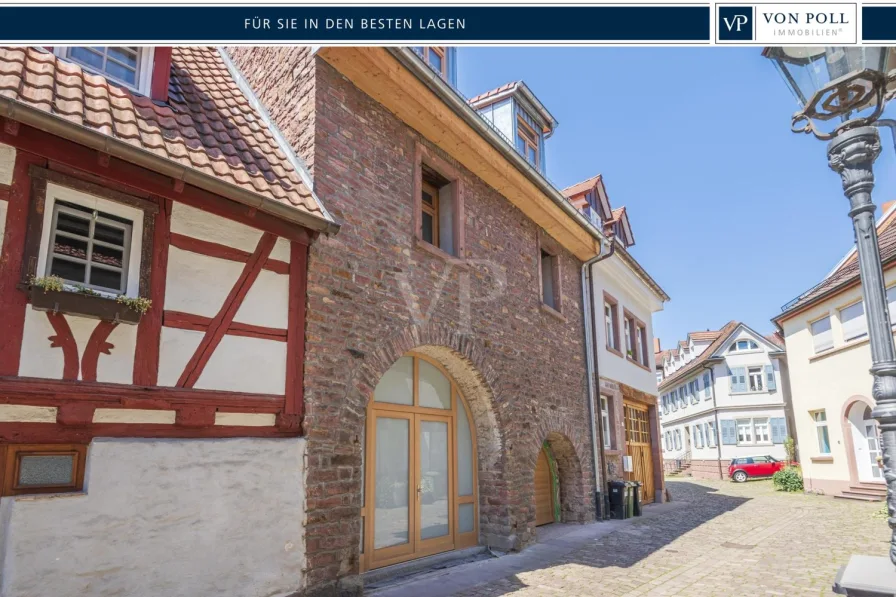 Ansicht  - Haus kaufen in Ettlingen - Kernsaniertes Kulturdenkmal mit Loftcharakter im Herzen von Ettlingen