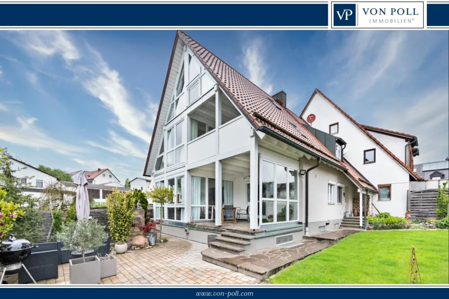 Titelbild - Haus kaufen in Bergkirchen - Modernes Haus mit Sauna, Kamin und Doppelgarage in Südausrichtung