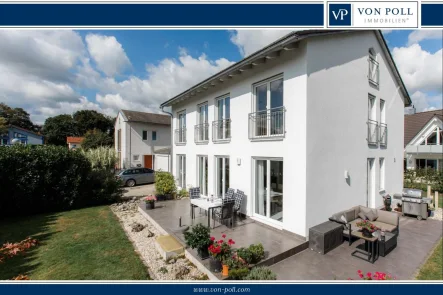 Titelfoto - Haus kaufen in Hebertshausen - Elegantes Zuhause mit großzügigem Garten, Whirlpool und moderner Ausstattung