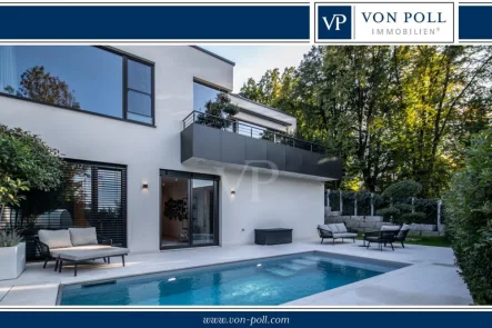  - Haus kaufen in Neusäß - Eleganz trifft Wohnkomfort – Exklusive Doppelhaushälfte mit Pool und Panoramablick in Neusäß-Westheim