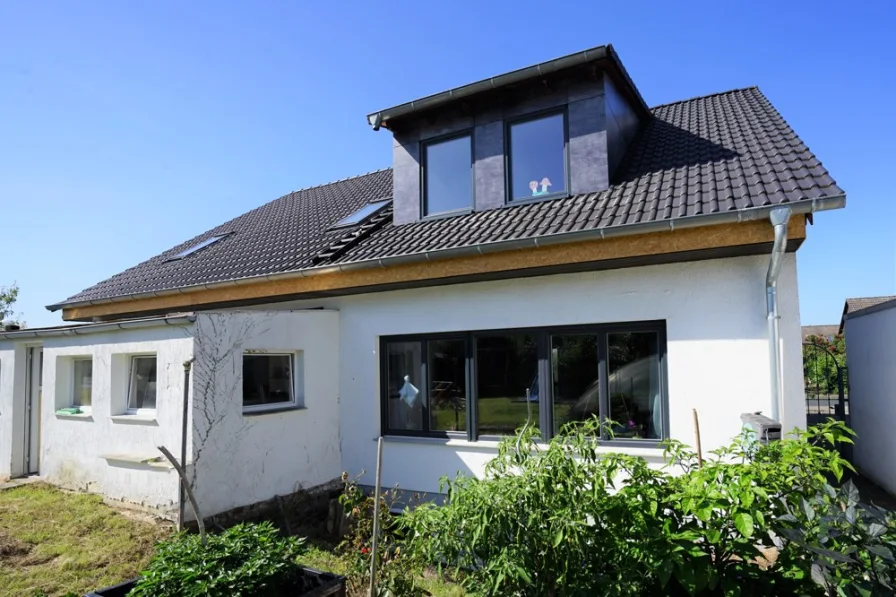  - Haus kaufen in Braunschweig / Kanzlerfeld - Großzügiges Einfamilienhaus in ruhiger und guter Lage