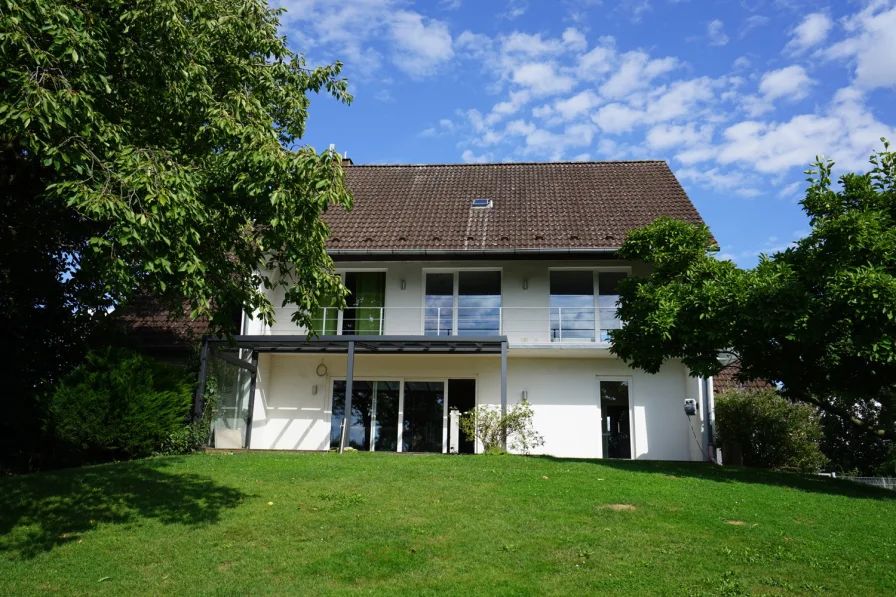 Westansicht Gebäude - Haus kaufen in Braunschweig / Südstadt - Südstadt - Großzügiges Einfamilienhaus in beliebter Lage