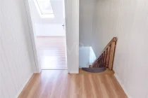 Flur und Treppenaufgang