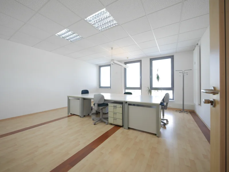 Büro 1