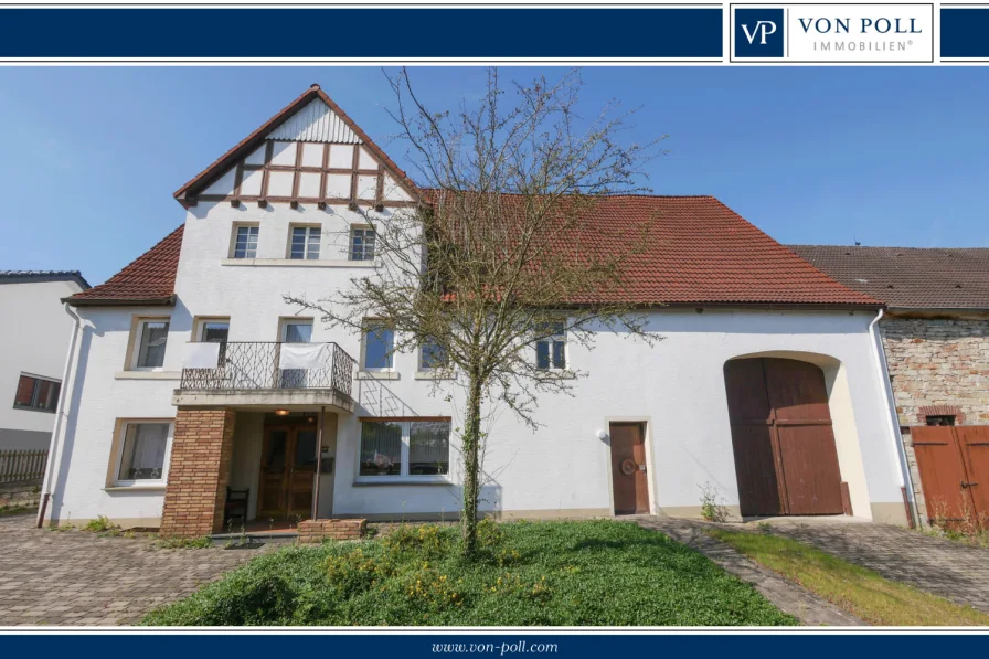 Titelbild - Haus kaufen in Büren - Tradition und Gemütlichkeit: Bauernhaus in der Ortsmitte mit Scheune und Stallungen