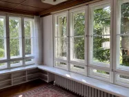 Fensterbank im Wohnzimmer