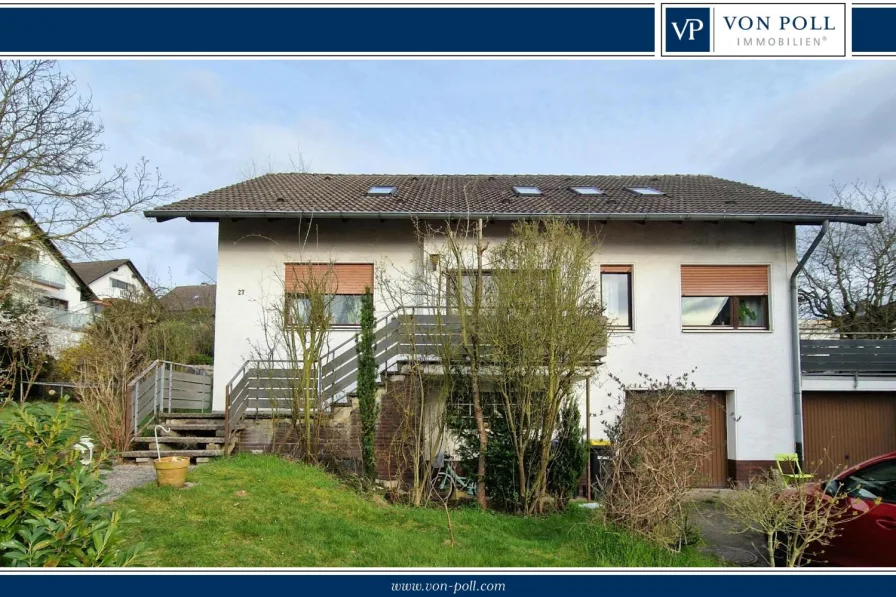 Straßensicht - Haus kaufen in Wehretal - Ein-Zweifamilienhaus in ruhiger Lage in Reichensachsen