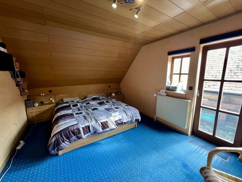 Schlafzimmer DG