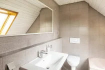 Badezimmer DG