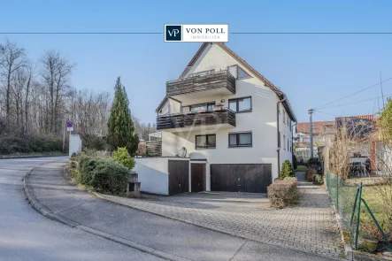 Titelbild - Wohnung kaufen in Filderstadt - 3 Zimmer Wohnung mit Einzelgarage zum Selbstausbau - Ihre Vision, Ihr Zuhause!