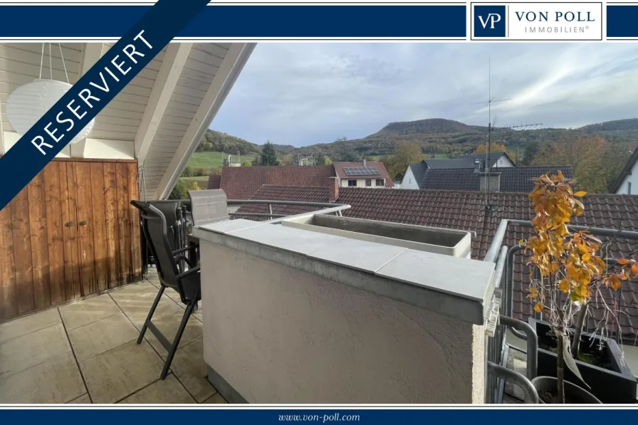 Reserviert - Wohnung kaufen in Eschenbach - Dachgeschosswohnung mit traumhafter Aussicht über zwei Balkone