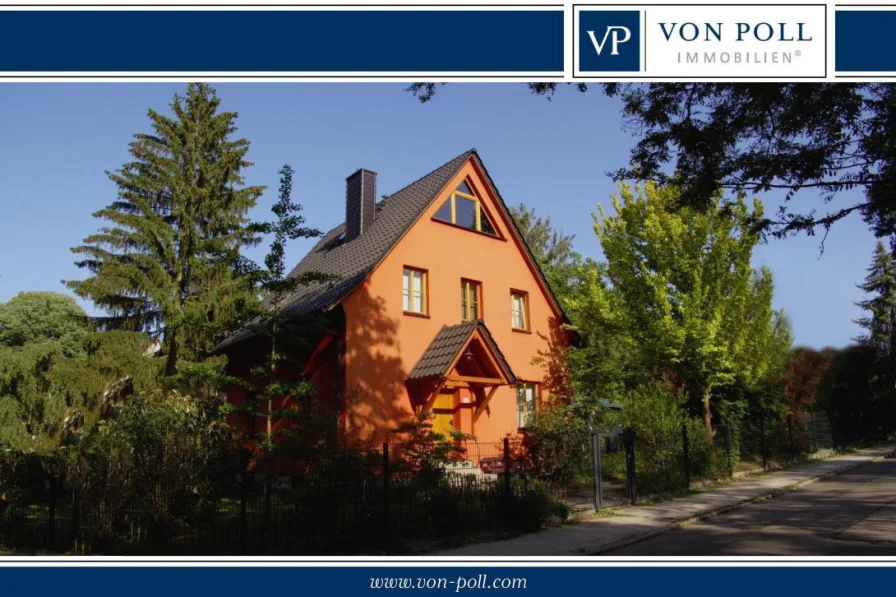 Haus Front - Haus kaufen in Kleinmachnow - Charmantes Einfamilienhaus in bester Lage