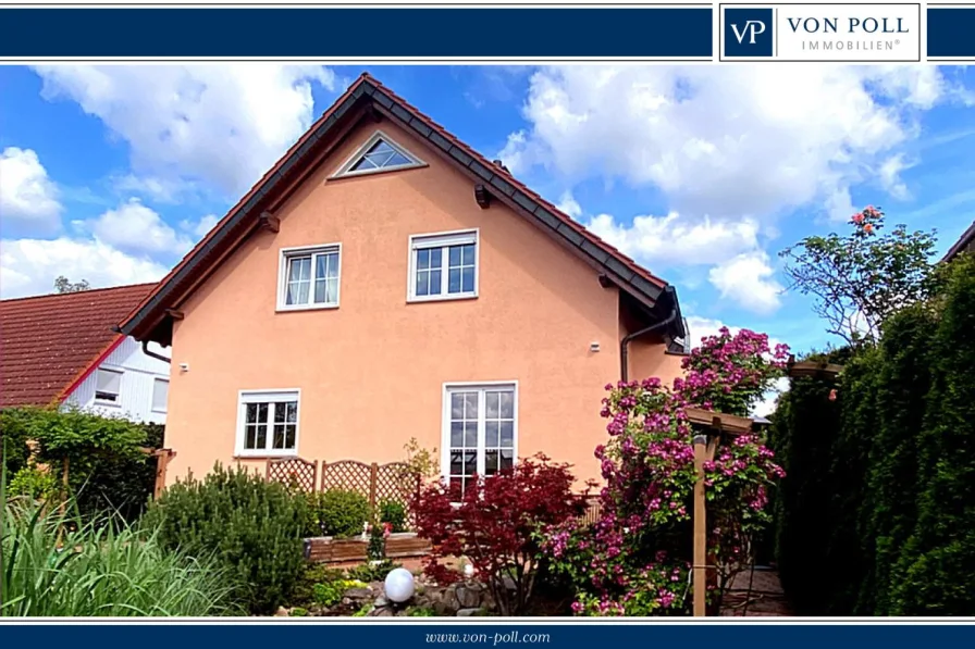 Haus Gartenansicht - Haus kaufen in Nuthetal - Großzügiges, gepflegtes Einfamilienhaus mit Büroeinheit in ruhiger Wohnlage