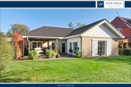 Titel Haus_-_Gartenansicht - Haus kaufen in Blankenfelde-Mahlow - Attraktiver Bungalow mit schönem Garten und Garage - Komfortables Wohnen auf einer Ebene