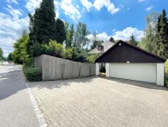 Einfahrt Garage