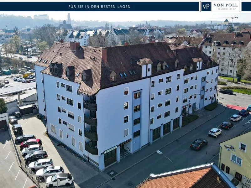 Vorderansicht - Büro/Praxis kaufen in Landshut - Hervorragend für Ihr Business!! Vielseitige Gewerbeeinheit in zentraler Lage von Landshut