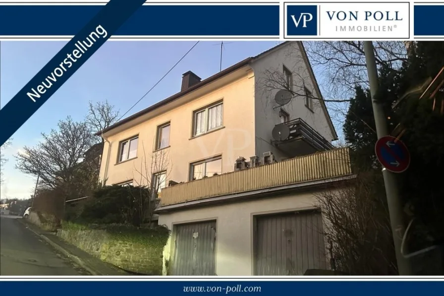Titelbild mit Logo - Zinshaus/Renditeobjekt kaufen in Siegen - Komplett vermietetes Dreifamilienhaus zentrumsnah zu verkaufen