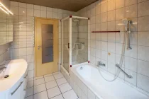 Ö Badezimmer