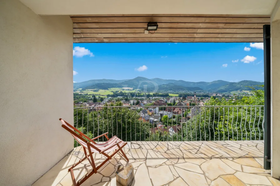 Ausblick von der Terrasse im 1. Obergeschoss