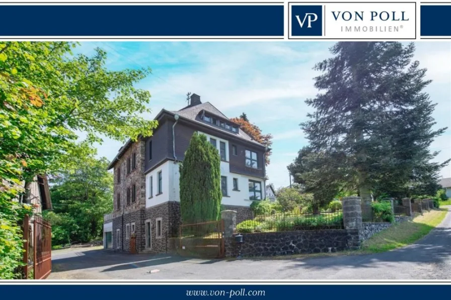 Zufahrt - Haus kaufen in Hundsdorf - Exklusives Bruchstein-Anwesen mit ehemaligem Mühlengebäude