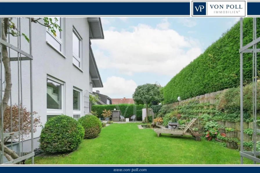 Hausansicht - Haus kaufen in Kadenbach - Exklusives Einfamilienhaus mit Einliegerwohnung in Halbhöhenlage