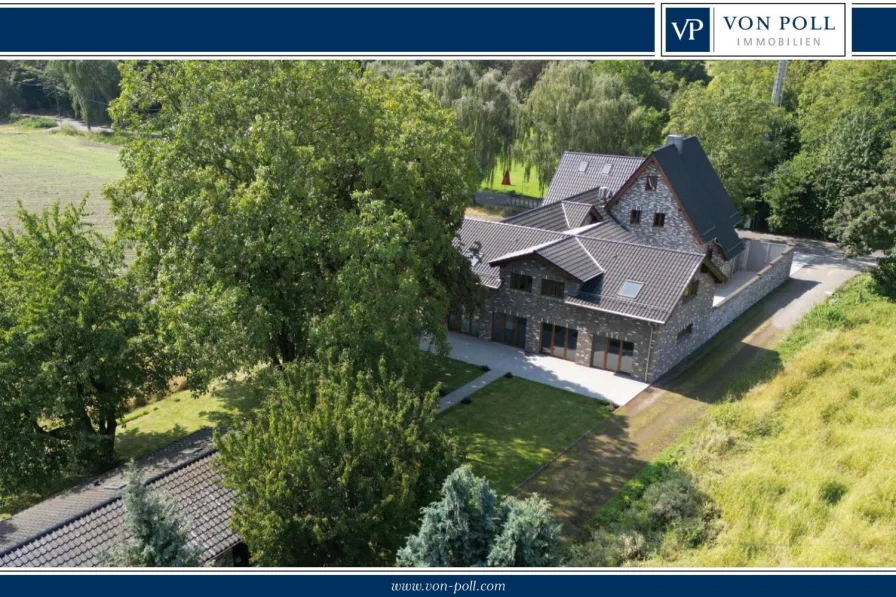  - Haus kaufen in Hürth - Exklusive Residenz mit Gästehaus bei Köln - Luxus und Ruhe mit freiem Blick über die Natur