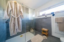 Musterwhg. Penthouse - Bad mit großer Dusche