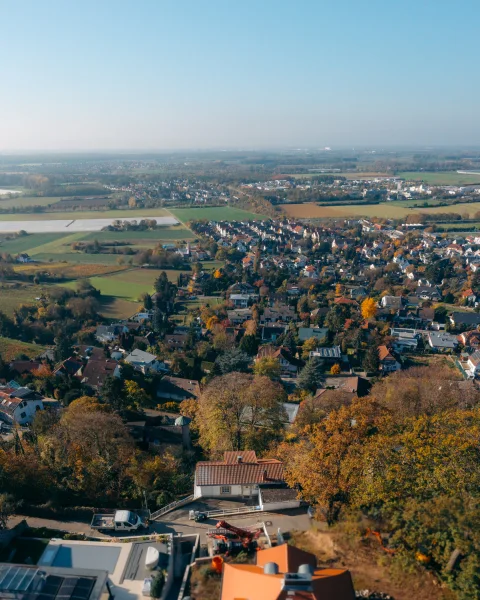 Die Bergstraße zu Füßen