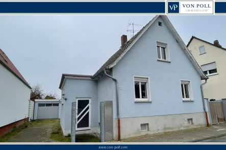 Titelbild - Haus kaufen in Alsbach-Hähnlein / Hähnlein - Kleines Haus mit großem Grundstück!