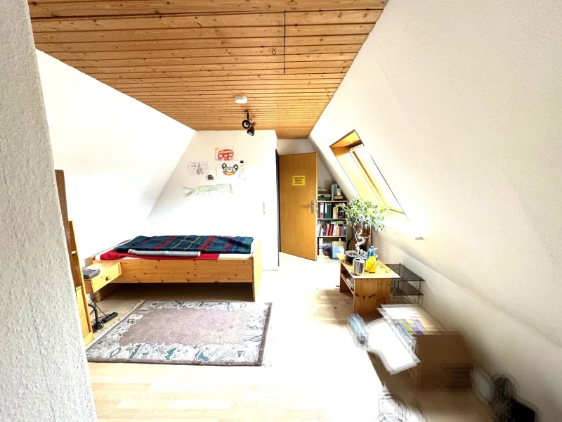 DG Schlafzimmer Ansicht 1