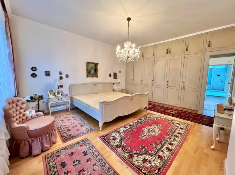 Geräumiger Masterbedroom