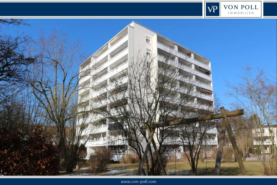 Titelbild - Wohnung kaufen in Ismaning - Renovierungsbedürftige 2-Zimmer-Wohnung mit großem Balkon und Küche in Isarnähe