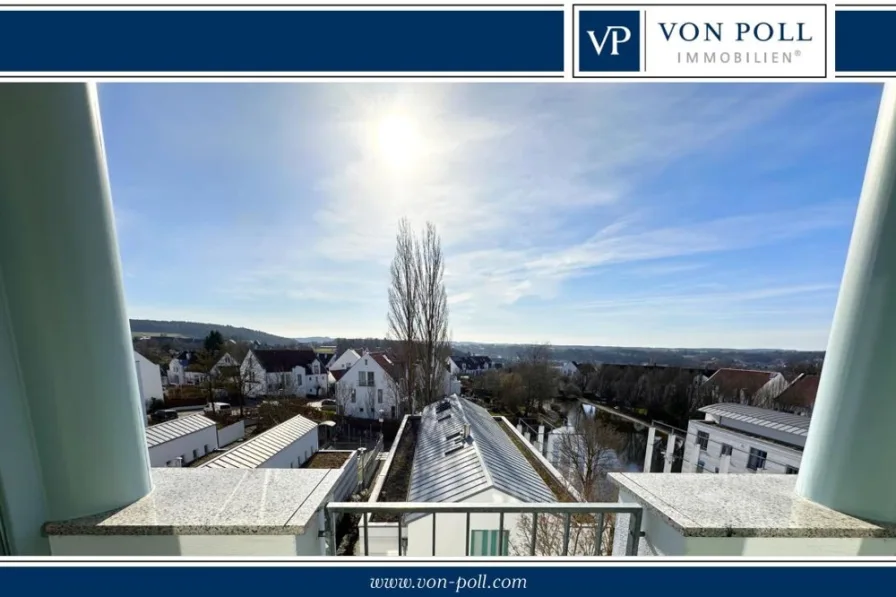 Aussicht_Wohnen_Balkon - Wohnung kaufen in Biberach an der Riß - Maisonette-Wohnung mit weitläufigem Blick auf den See und die Berge