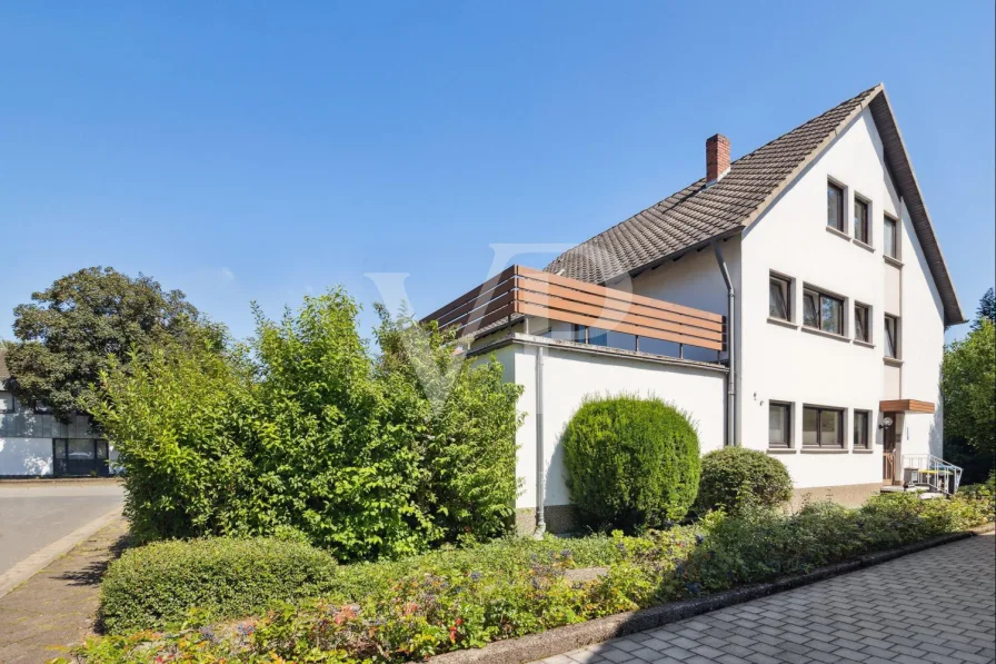 Vorderansicht - Haus kaufen in Saarlouis - Wohnen und Kapital anlegen - Mehrfamilienhaus in Top-Lage von Saarlouis