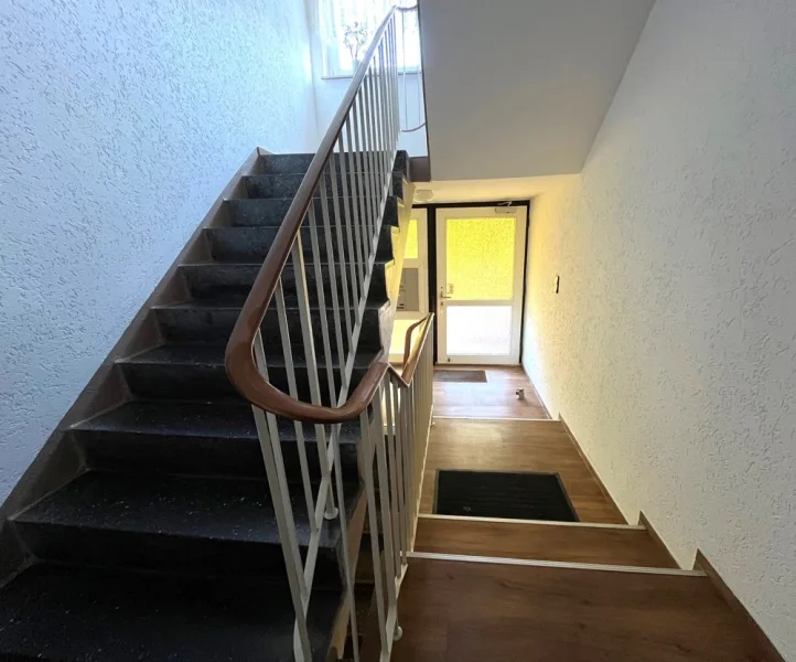 Treppenhaus_Eingang