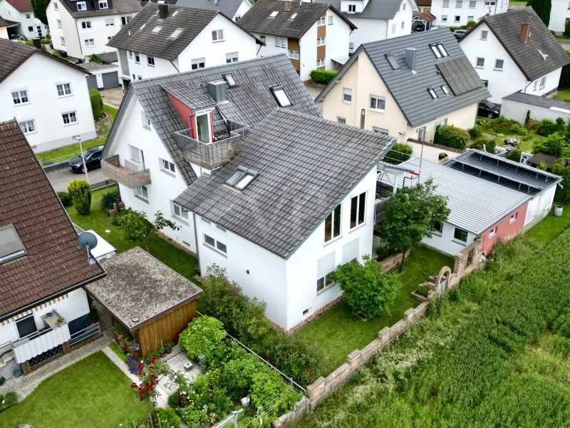 Außenansicht - Haus kaufen in Offenburg - Generationenhaus oder gehobenes Wohnen mit Kapitalanlage - traumhaftes Zweifamilienhaus