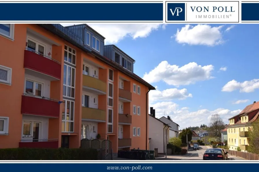 Titelbild - Wohnung kaufen in Ansbach - Vermietete 2-Zimmer-Wohnung im Hochparterre eines 8-Parteienhauses mit Balkon und Stellplatz