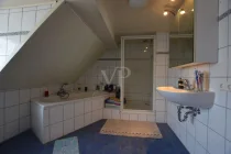 Badezimmer DG