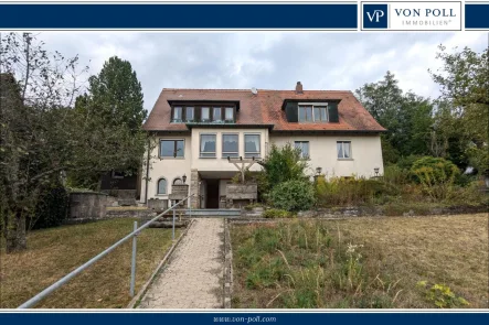 Außenansicht - Haus kaufen in Ansbach - Großzügiges Haus auf traumhaftem Grundstück