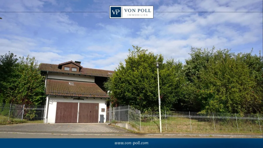 Titelfoto - Haus kaufen in Neunburg v.W. OT Kleinwinklarn - Sanierungsbedürftiges Architektenhaus im Grünen mit grandioser Fernsicht