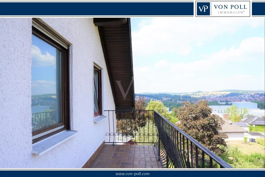 Titelbild - Wohnung kaufen in Bad Hersfeld - Zeitlose 3-Zimmer Eigentumswohnung mit Balkon und Garage in Stadtnähe