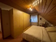 Elternschlafzimmer im Spitzboden