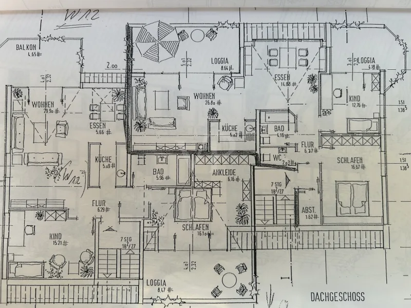 Grundriss linke Wohnung