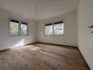 Kinderzimmer/Schlafraum/Büro