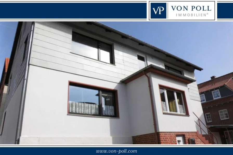 Titelbild - Haus kaufen in Schöningen / Hoiersdorf - Teilvermietetes 2-Familienhaus mit Ausbaureserve