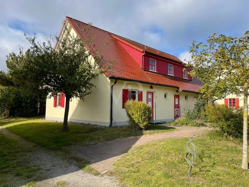  - Wohnung kaufen in Dranske / Bakenberg - 2-Zimmer-Dachgeschosswohnung im Feriendorf an der Ostsee mit 3-Sterne-Auszeichnung