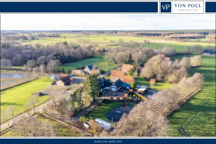 Titelbild - Haus kaufen in Halbemond - Vielseitige Immobilie mit Pferdeboxen, Teich und Poolhaus